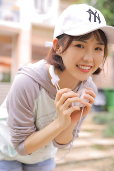 娘子后宫满了女尊现代
